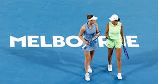 为什么内野手在完成双杀后会习惯性地向后退以防止跑垒员碰撞