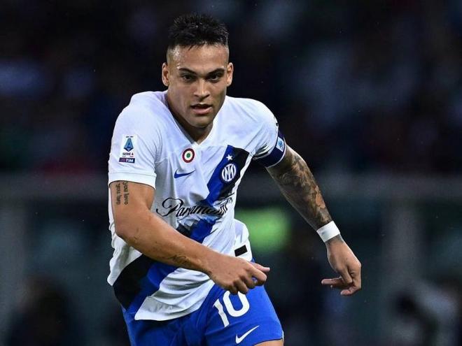 她在前九洞 她在前九洞